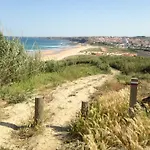 Casa Manu - *